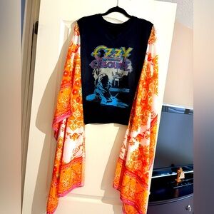 Ozzy Osbourne, Ladies, Kimono, Blouse-with Orange & White Batwing Sleeves. XL